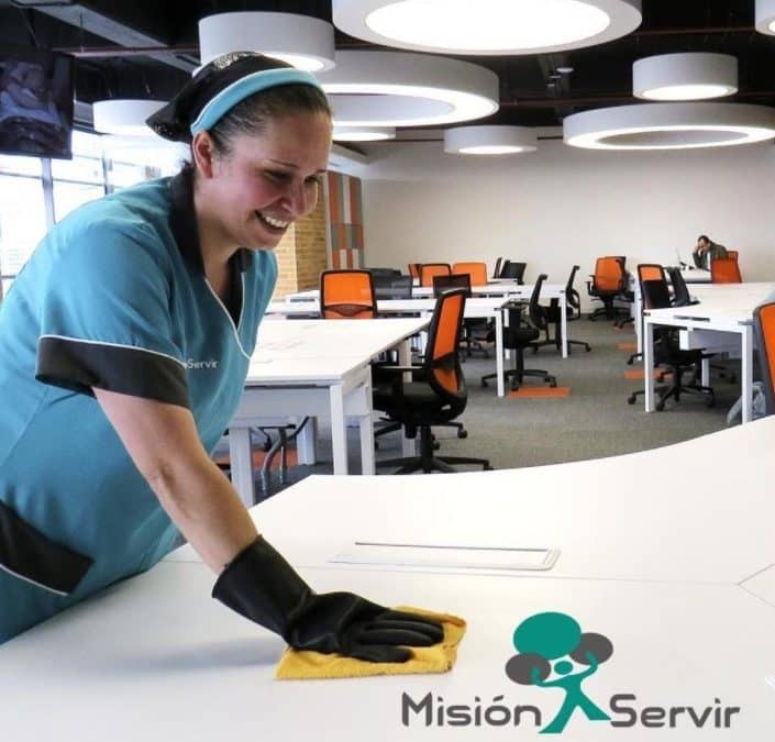 Nuestro principal objetivo es tener siempre tu lugar de tabajo limpio-Mision Servir