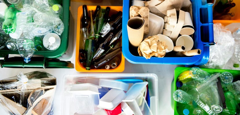 Es importante no mezclar estos residuos con los otros tipos, ya que podrían afectar toda la cadena de reciclaje